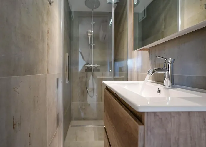 Daire Park Executive 102 *