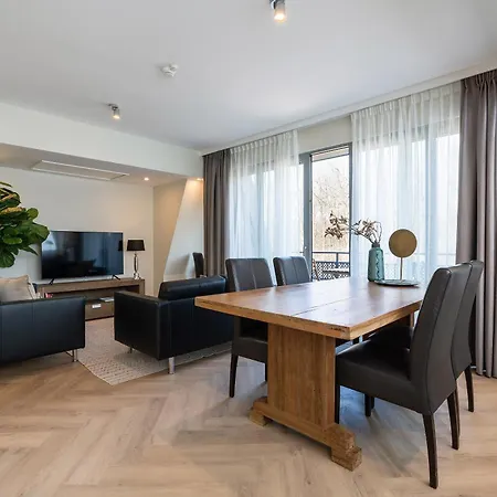 Park Executive 102 Apartment