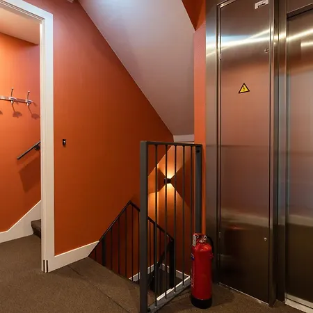 Park Executive 102 Haag