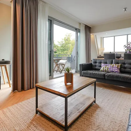 アパート Park Executive 102