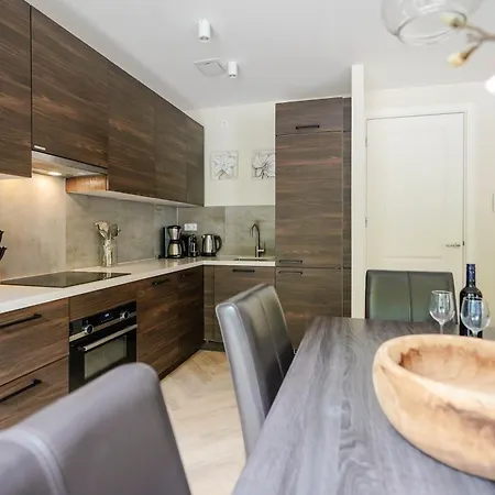 アパート Park Executive 102