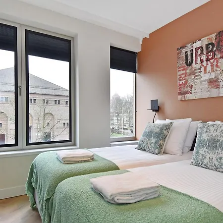 Park Executive 102 アパート