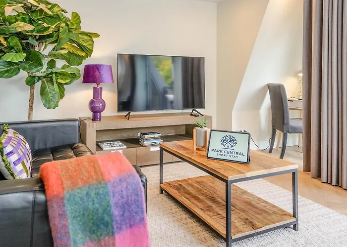 Park Executive 102 Apartment