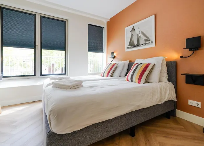 Park Executive 102 Apartment