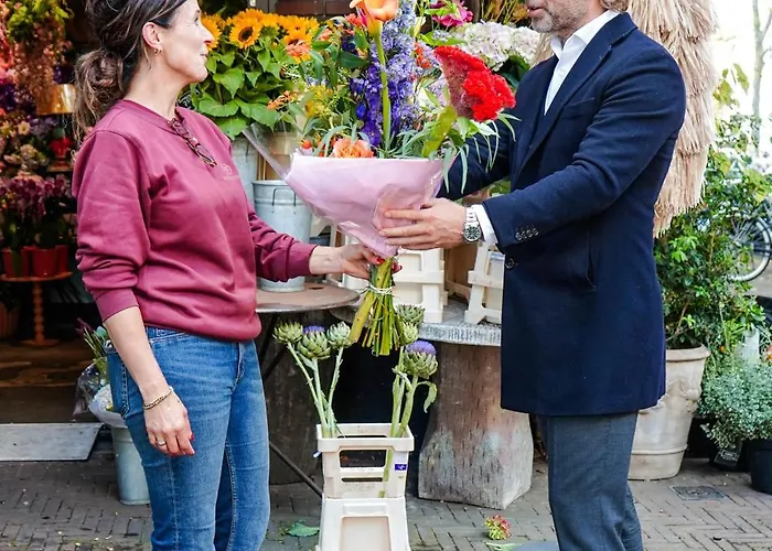 Park Executive 102 *