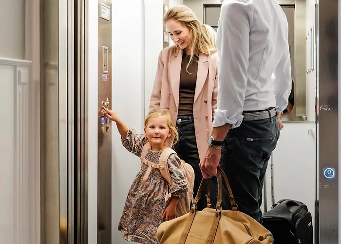 Park Executive 102 * لاهاي