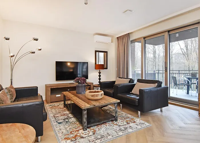 Park Executive 102 * لاهاي